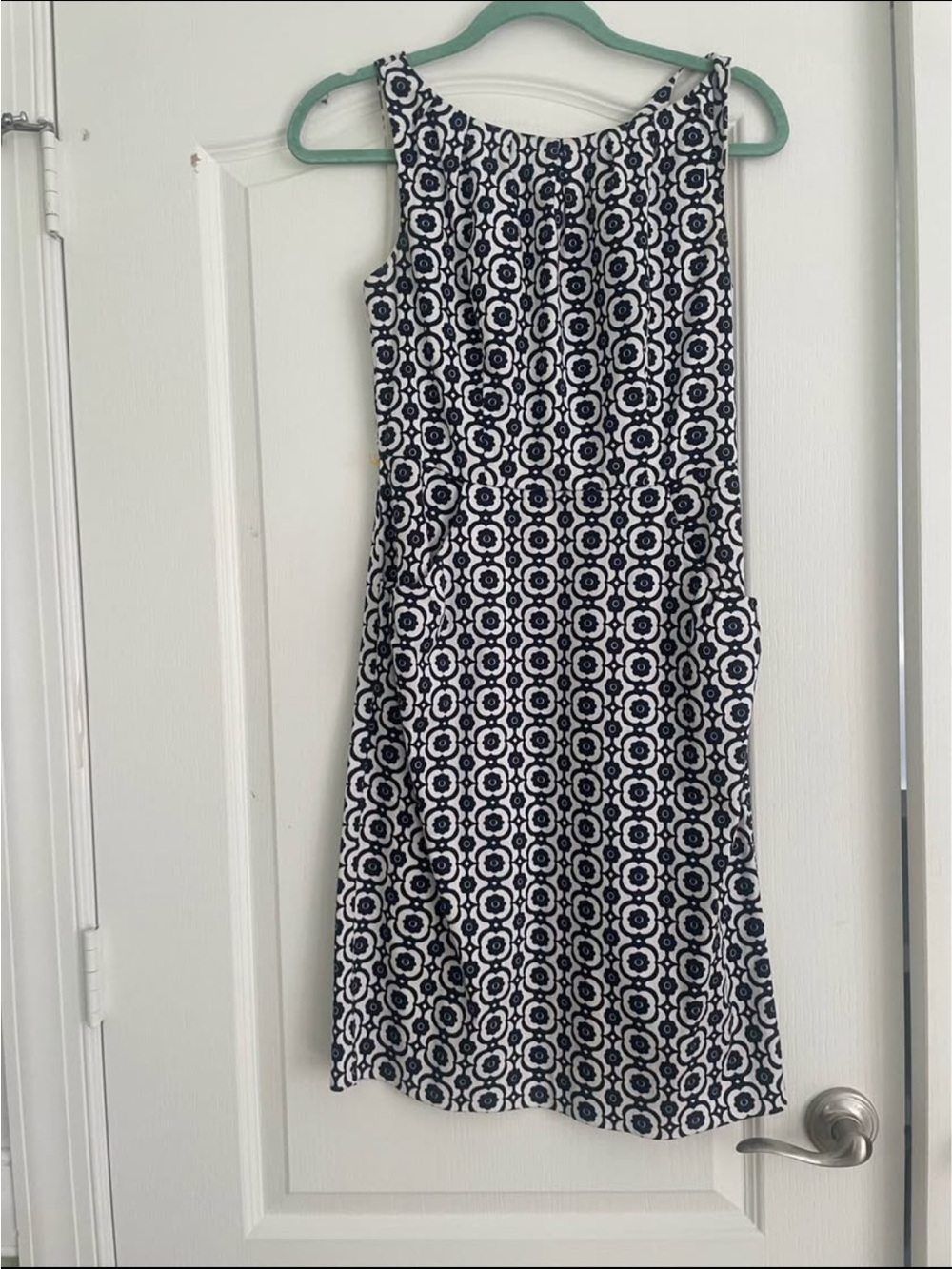 Nine West Navy and White Geometric Floral Shift Dress